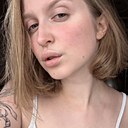 Знакомства: Ксения, 25 лет, Санкт-Петербург