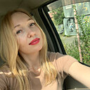 Знакомства: Ксения, 38 лет, Владивосток