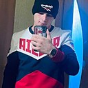 Знакомства: Денис, 25 лет, Белово