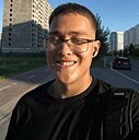 Знакомства: Артём, 20 лет, Тюмень