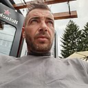 Знакомства: Laur, 41 год, Câmpina