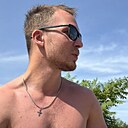 Знакомства: Илья, 28 лет, Абакан