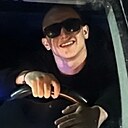 Знакомства: Денис, 22 года, Тюмень