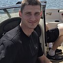 Знакомства: Андрей, 22 года, Змеиногорск