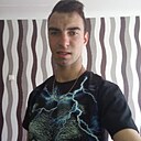 Знакомства: Кирилл, 26 лет, Марьина Горка