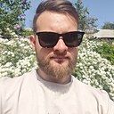 Знакомства: Виктор, 27 лет, Донецкая