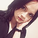 Знакомства: Кристина, 19 лет, Екатеринбург