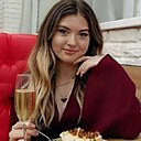 Знакомства: Полина, 22 года, Псков