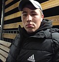 Знакомства: Александр, 25 лет, Довольное
