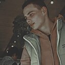 Знакомства: Илья, 19 лет, Чудово