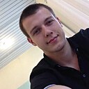 Знакомства: Евгений, 32 года, Тюмень