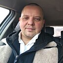 Знакомства: Роман, 38 лет, Луга