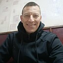 Знакомства: Roma, 36 лет, Луганск