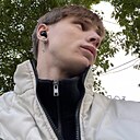 Знакомства: Макс, 22 года, Караганда