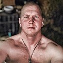 Знакомства: Евгений, 32 года, Льгов