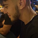 Знакомства: Adrian, 24 года, Кишинев