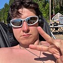 Знакомства: Александр, 23 года, Железнодорожный