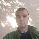 Знакомства: Вова, 32 года, Ровно