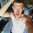 Знакомства: Артем, 31 год, Можга