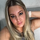 Знакомства: Виктория, 35 лет, Москва