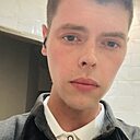 Знакомства: Данил, 26 лет, Алчевск