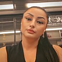 Знакомства: Карин, 37 лет, Москва