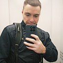 Знакомства: Артём, 31 год, Новокуйбышевск