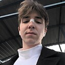 Знакомства: Данил, 21 год, Киров