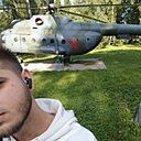 Знакомства: Максим, 27 лет, Новомосковск