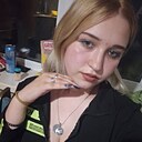 Знакомства: Виктория, 18 лет, Челябинск
