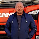 Знакомства: Евгений, 40 лет, Щекино