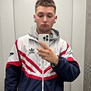 Знакомства: Илюха, 20 лет, Орел