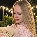 Знакомства: Оксана, 30 лет, Свободный